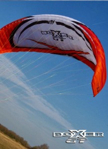 ITV Boxer GT , aile de loisir semi-reflex, destinée au paramoteur.