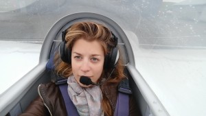 Aurelia Halle avion