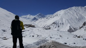 Le village de Yakarka avec les Annapurna comme toile de fond