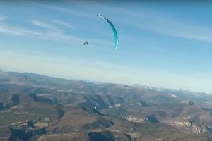 Advance Iota 2 wing