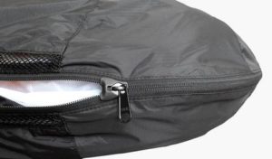 tirette antisnag pour éviter de coincer tissu ou suspente