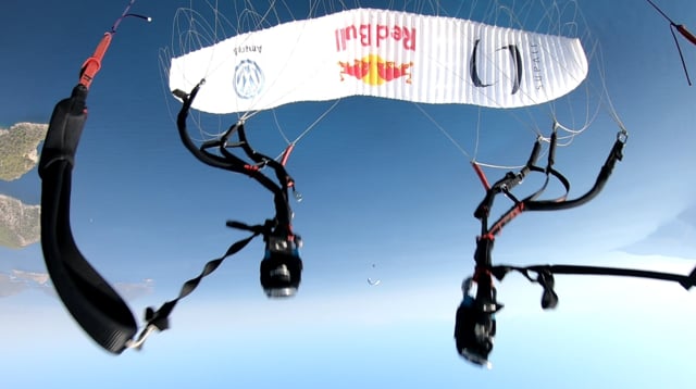 Voltige dans un petit paradis : Tom et Horacio à Ölüdeniz