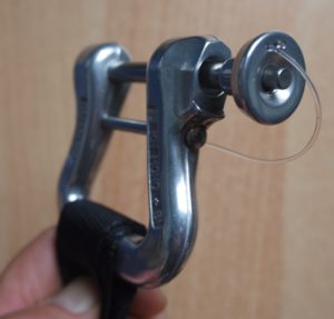 Pin lock charly