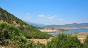 village lac Prespa Albanie