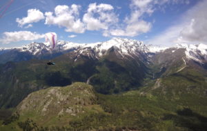 Au dessus des Ecrins / Photo Loic Lefevre