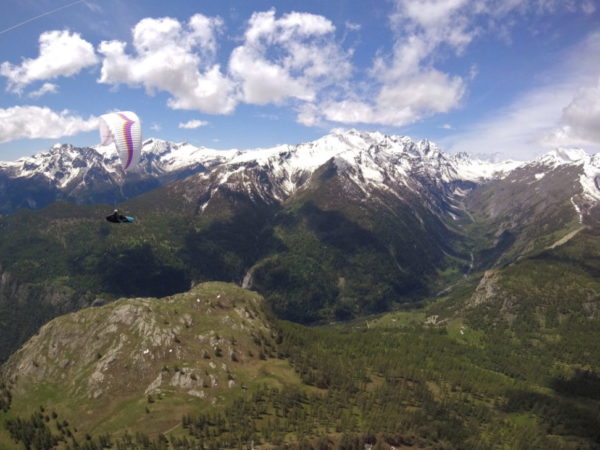 Au dessus des Ecrins / Photo Loic Lefevre