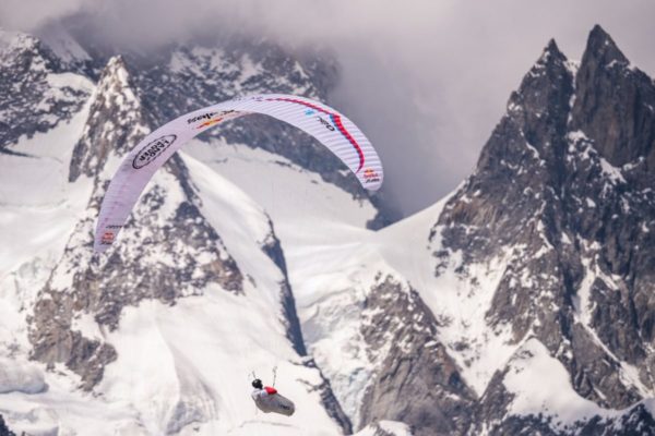 Le Mont Blanc est le plus gros obstacle de la course