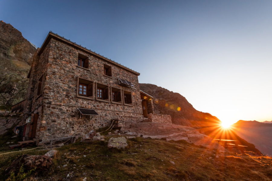 Pays des Écrins de refuge en refuge ©Thibaut BLAIS
