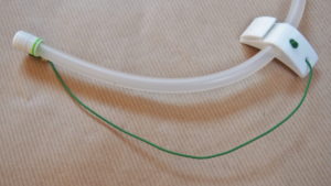 kit urinaire parapente : fixation à la cheville