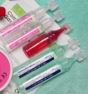 Renouvellement compresses/pansements trousses premier secours