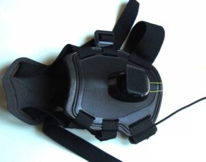 support de cuisse avec adaptateur vario (cordelette d'assurage filet de pêche nylon jaune très résistant et cordelette lien au passant de ceinture)