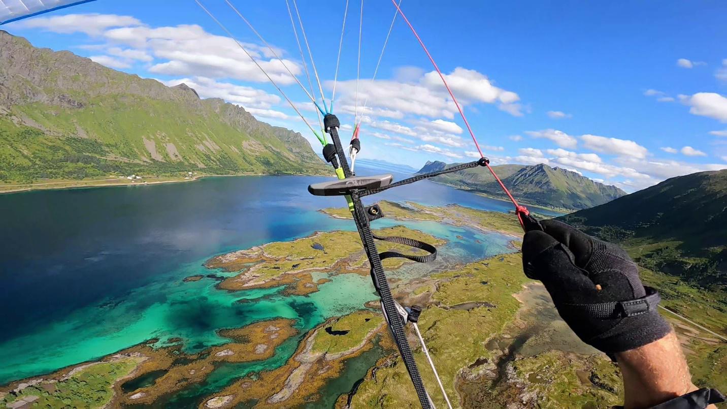 vol parapente aux Lofoten