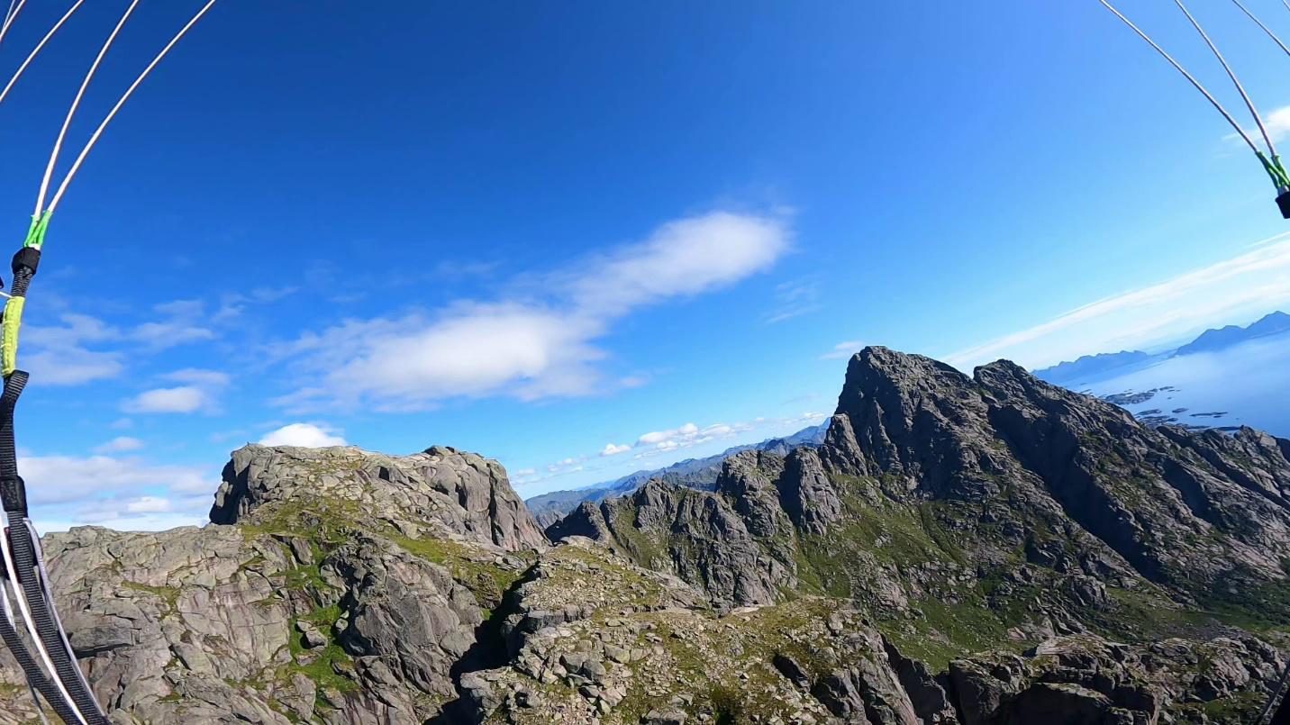 parapente aux Lofoten
