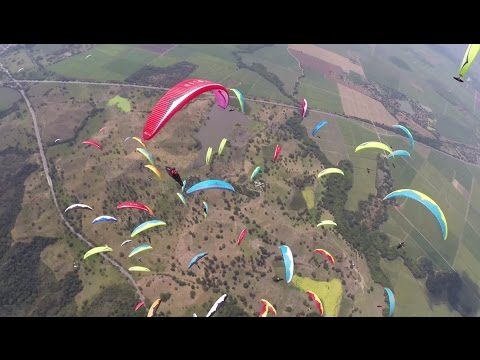 14th FAI Paragliding World Championships vue Pal Takats