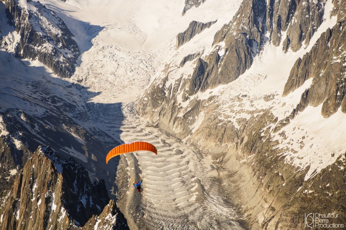 La magie d&rsquo;un vol depuis l&rsquo;Aiguille Verte avec Antonin Cecchini