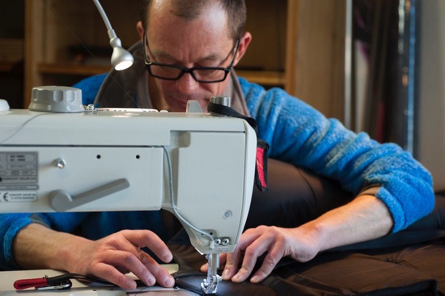 La sellette PLUME, sellette sur mesure de l&rsquo;atelier AIRPLUME