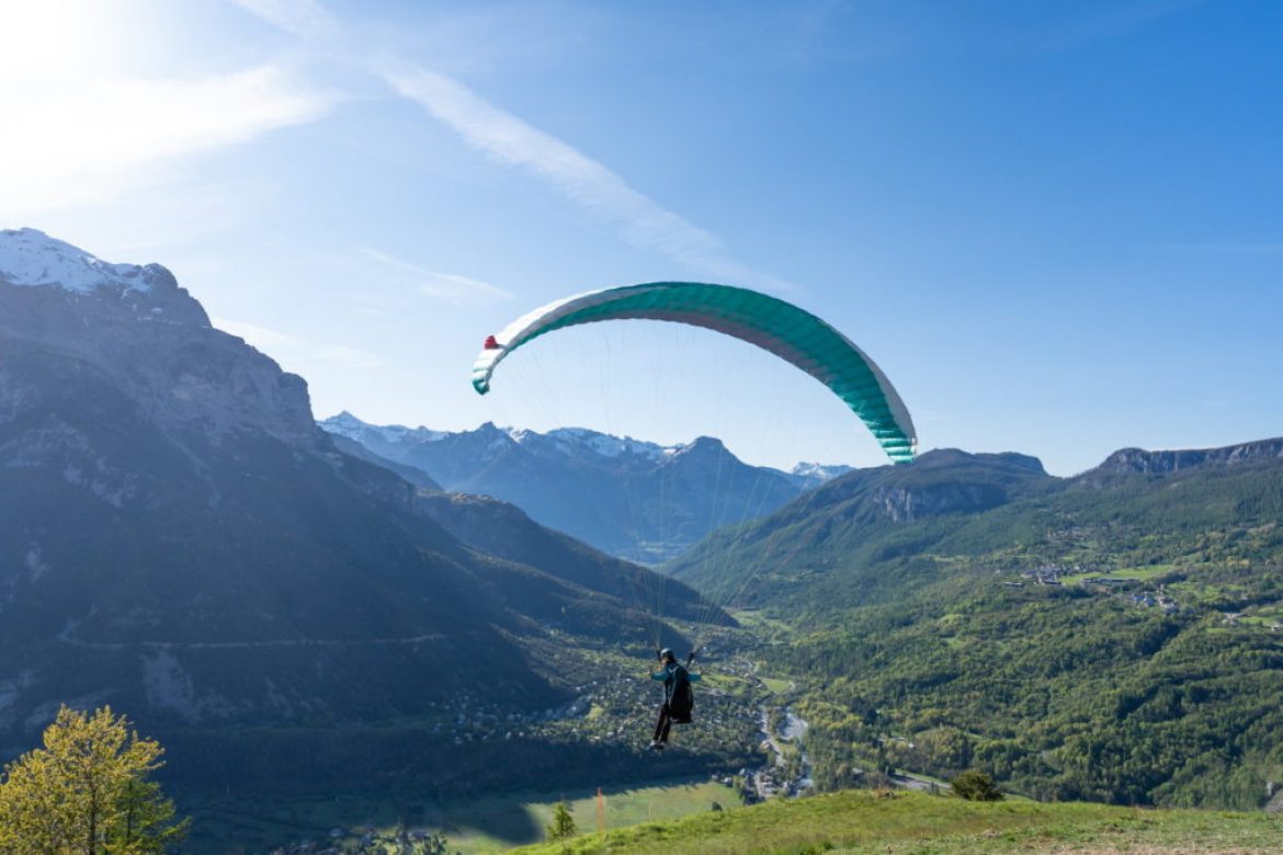 Site parapente Puy Aillaud – Pays des Ecrins (Hautes Alpes)