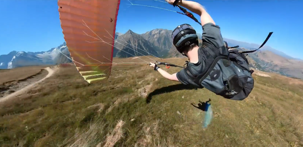 Vidéo du rassemblement « Speedflying World Meet » aux 2 Alpes