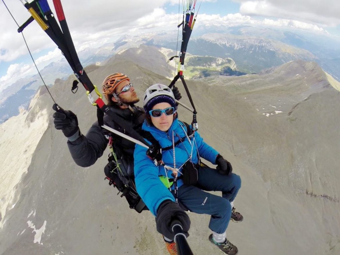 Céline et Sébastien ont traversé les Pyrénées en parapente biplace