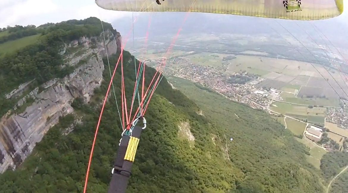 Théo de Blic participe à la promotion de la Coupe Icare (vidéos sur FR3 Alpes)