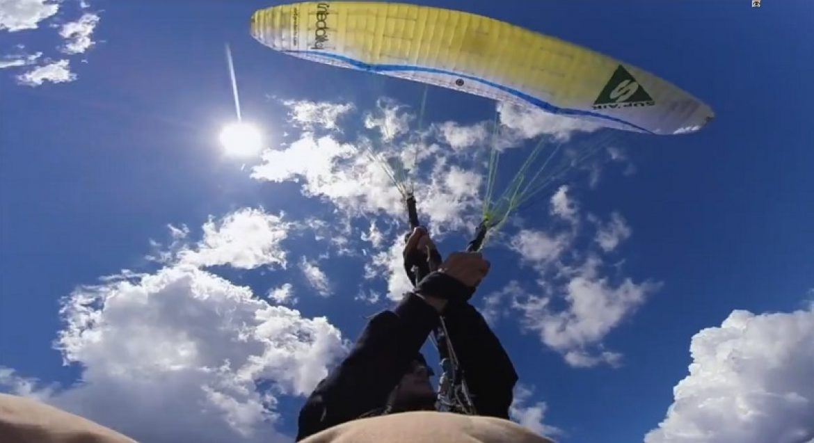 Session voltige de Tim Alongi à Organya (Espagne)