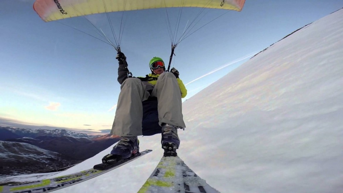 « A winter to fly », session de vol à ski aux 2 Alpes