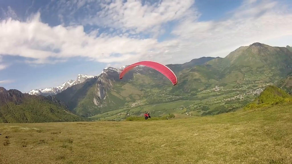Stage qualification biplace parapente à Accous (Pyrénées)