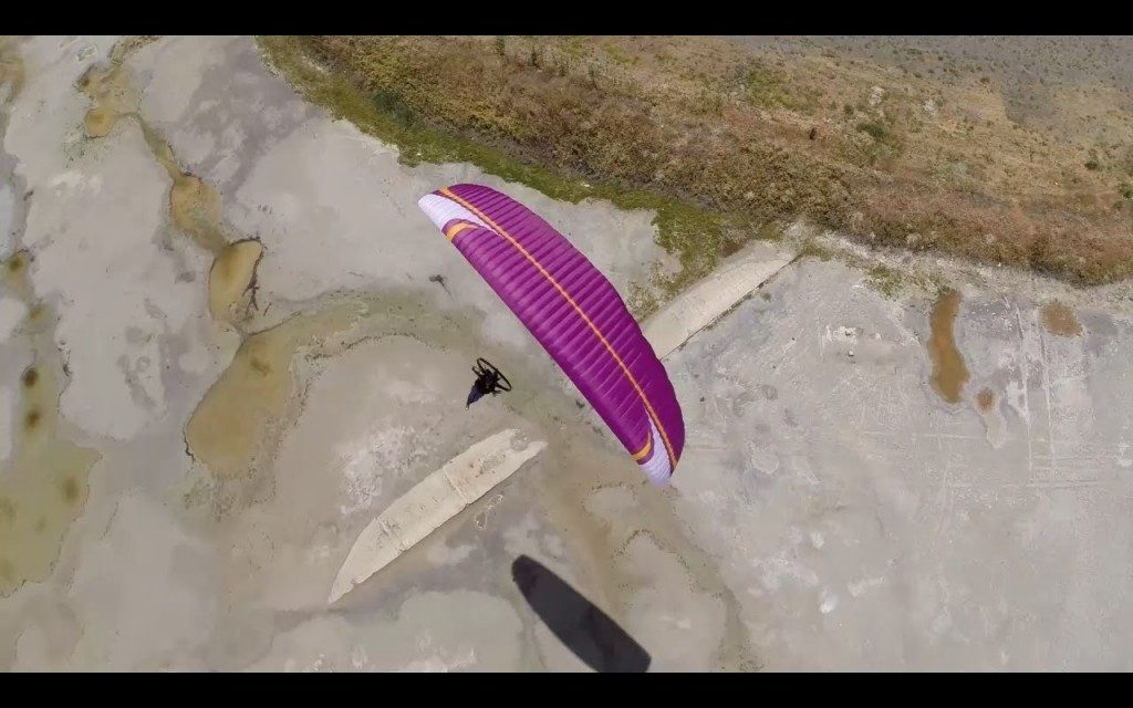 Paramoteur Niviuk Kougar 2 au dessus du Great Salt Lake (USA)