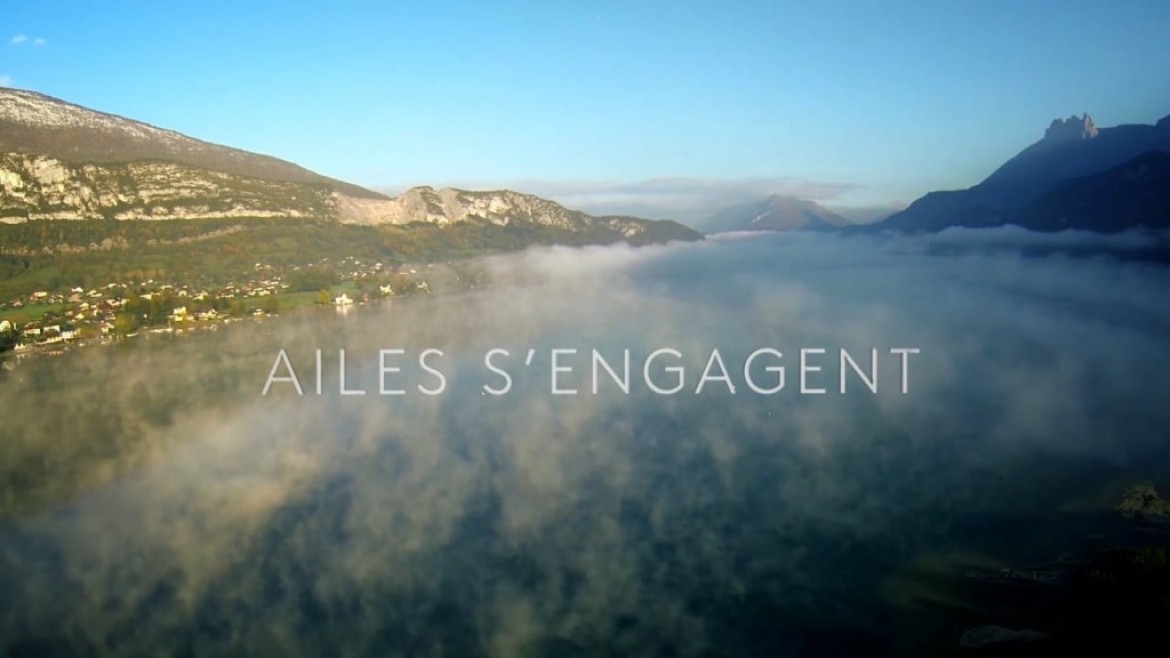 « Ailes s&rsquo;engagent », le clip des stages SIV et voltige des filles
