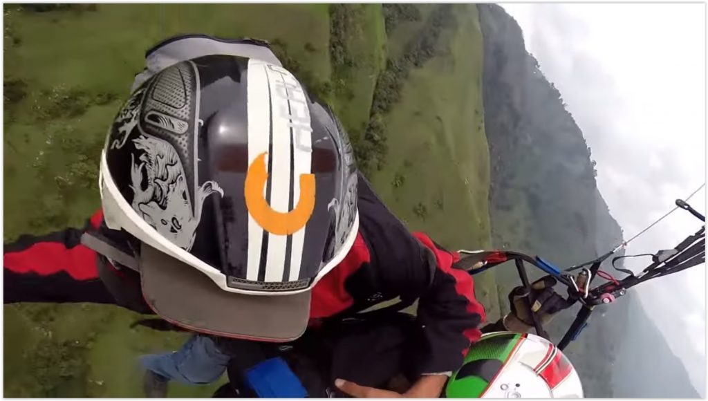 Baptême parapente : quand le passager doit assurer le vol!