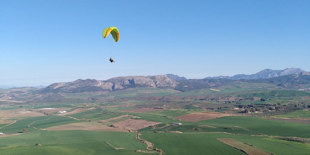 ESPAGNE : Partir voler en parapente en Andalousie