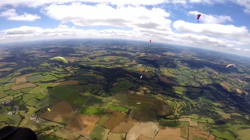 Cross parapente de 80 km au départ de Clécy – Saint Omer (14)