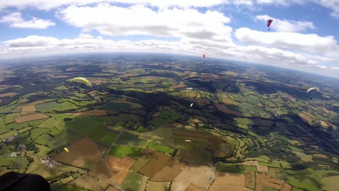 Cross parapente de 80 km au départ de Clécy – Saint Omer (14)