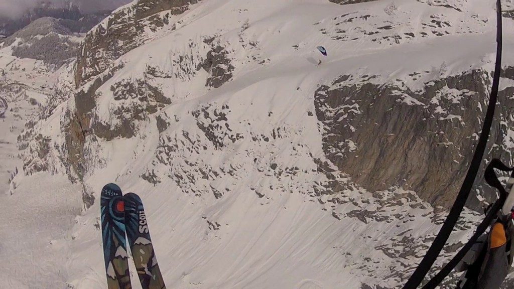 « Fly in the powder », speed riding avec le Team Full Speed Riding