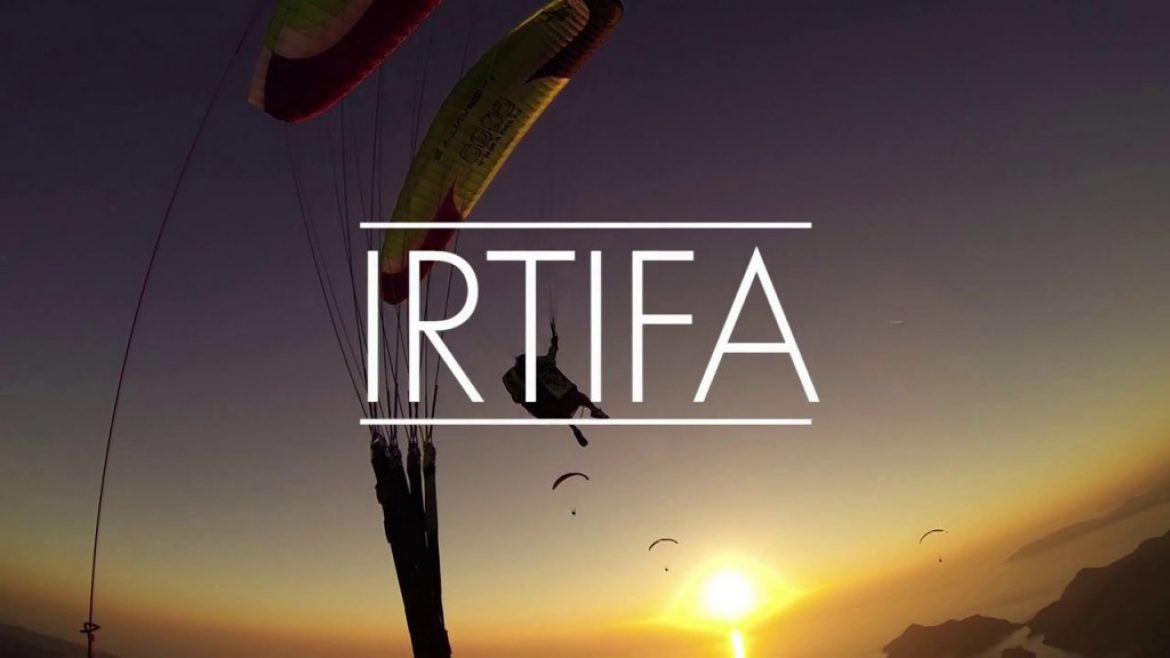 « Irtifa » avec le pilote acrobate Frédéric Montet à Oludeniz