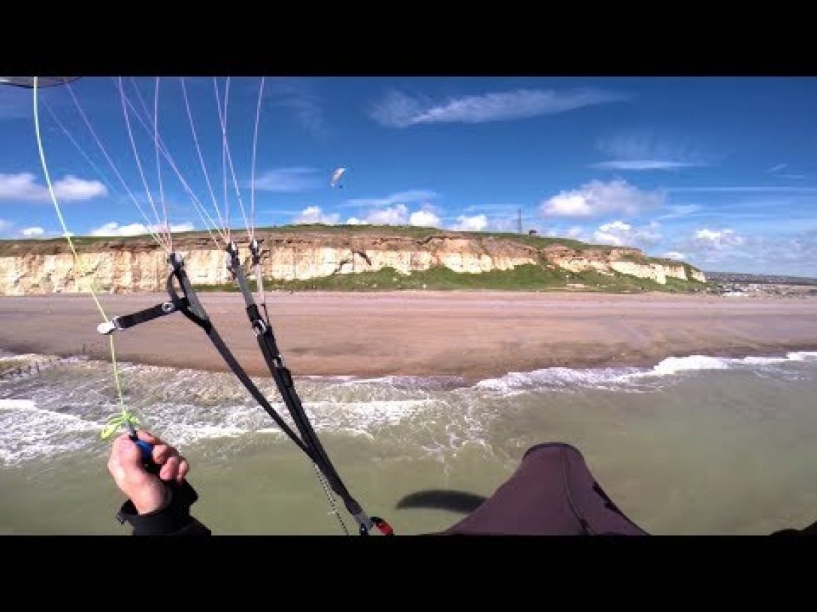 Jusqu&rsquo;aux extrêmes en soaring parapente bord de mer