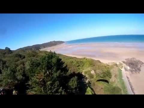 « Kerhet Nijal », le marche et vol le long de la côte en Bretagne