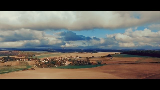 La campagne champenoise encore plus belle à l&rsquo;automne (paramoteur)