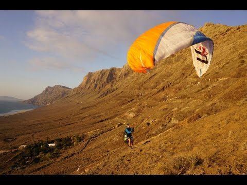Lanzarote pour poursuivre son entrainement parapente acro (Iles Canaries)