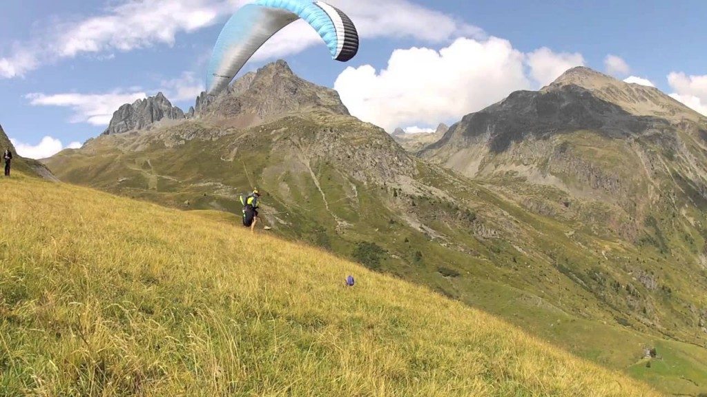 Le Col du Glandon : waggas, wings et autres jeux d&rsquo;aile à gogo