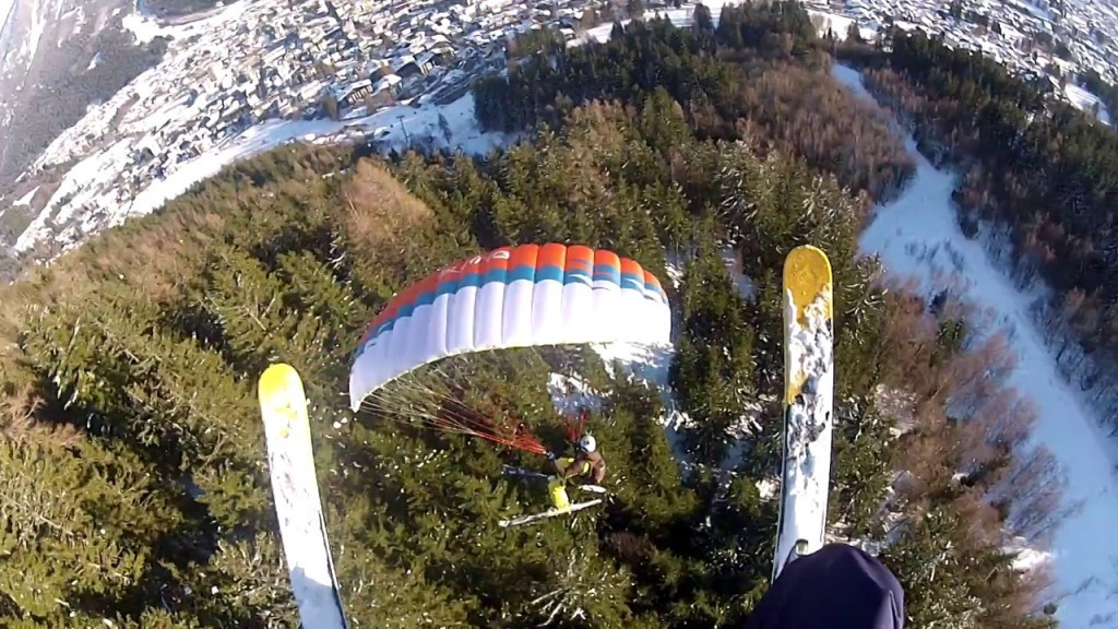 Le speed riding extrême et freestyle de Valentin Delluc