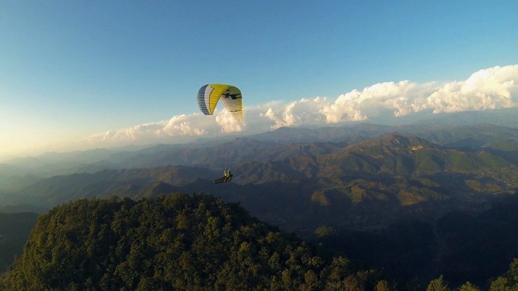 « Namaste Népal », de belles images de vol parapente au Népal
