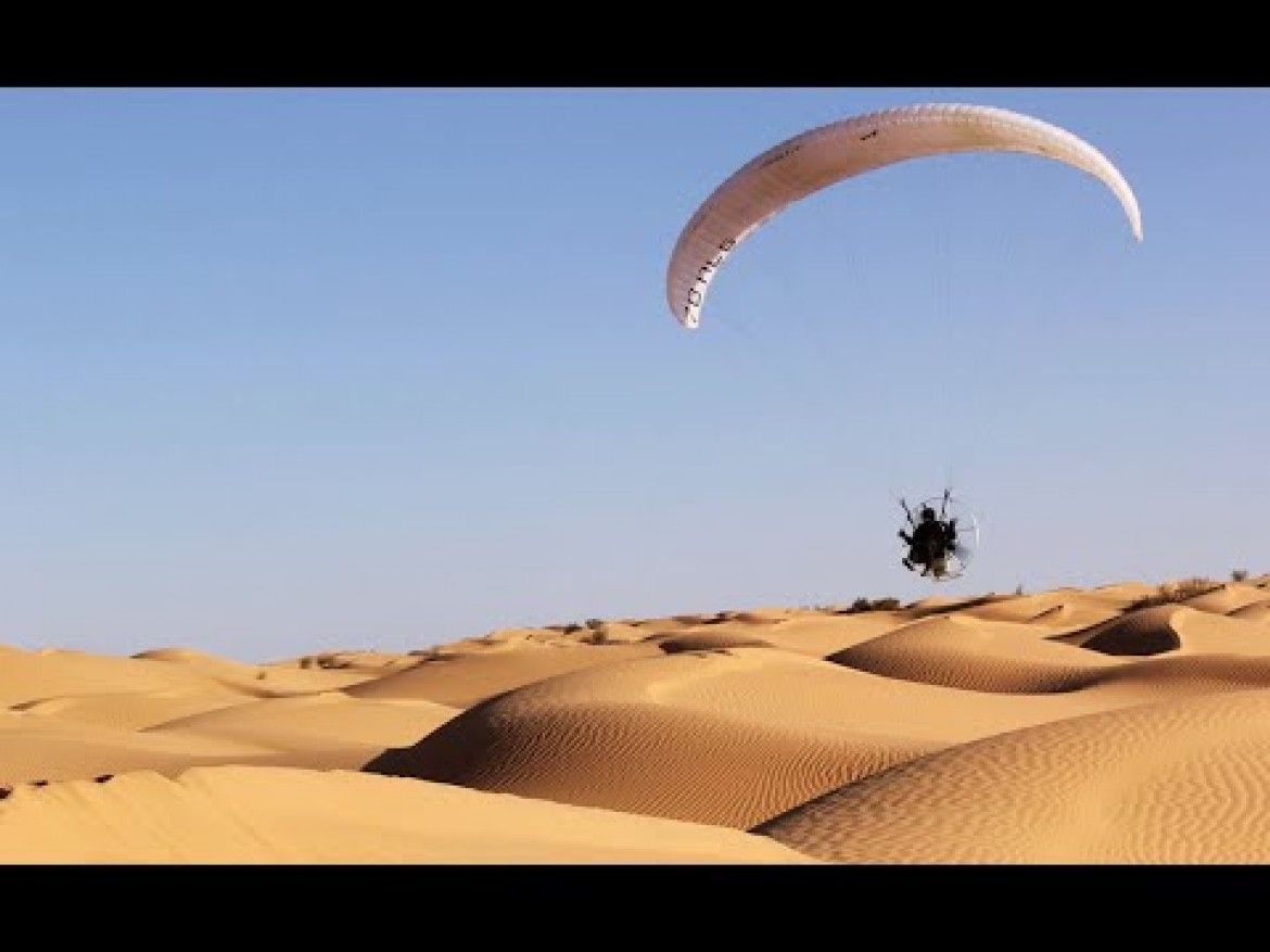 Paramoteur dans le Sahara Tunisien avec Adventure