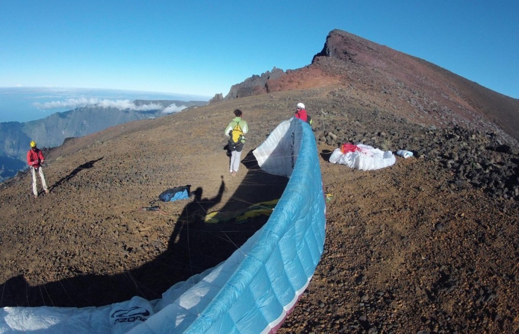 Partir voler en parapente à la Réunion
