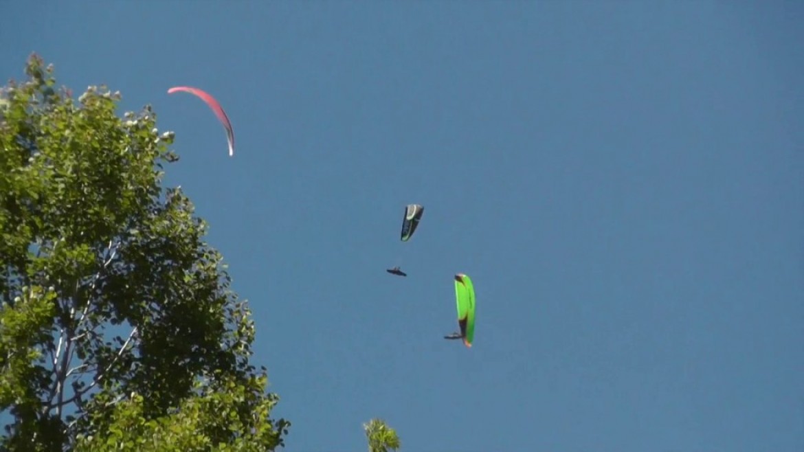 Philippe Broers présente la Coupe du Monde parapente à Chamousset