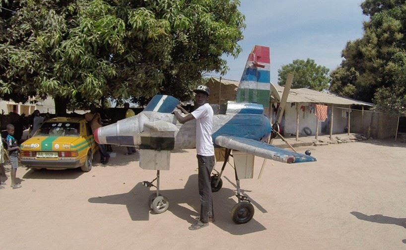 La motorisation de l&rsquo;avion du gambien Algie Sanyang