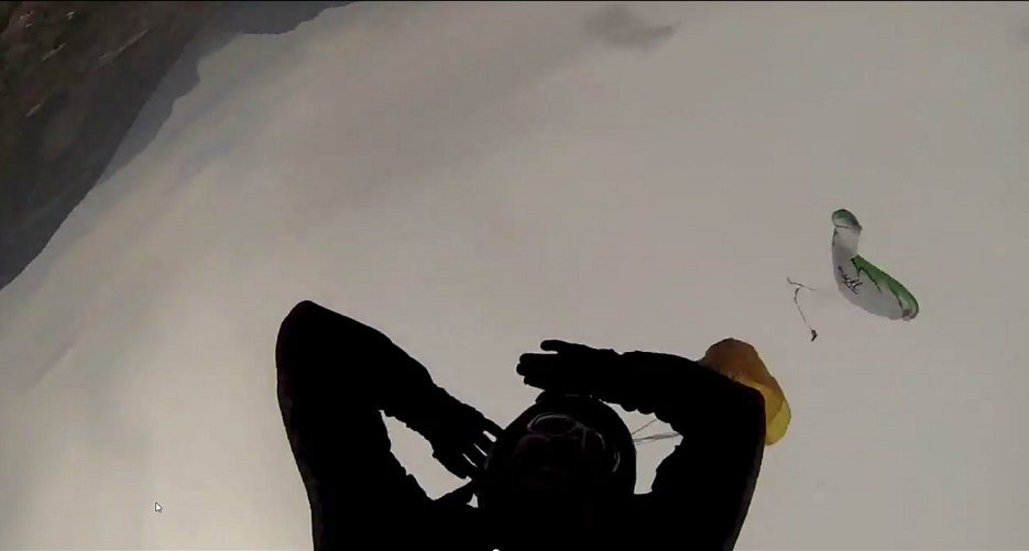 Acro base System largage du secours après un incident de vol