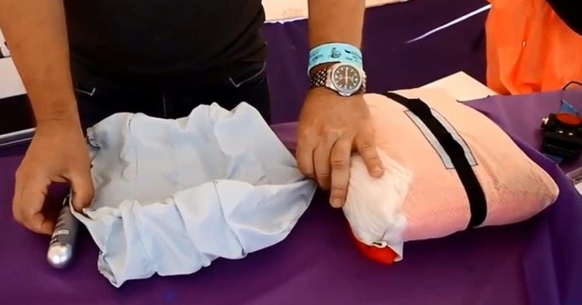 Coupe Icare 2018 : démonstration de l&rsquo;éjecteur de parachute de secours
