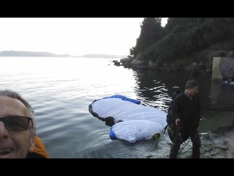 Simulation d&rsquo;amerrissage parapente en piscine