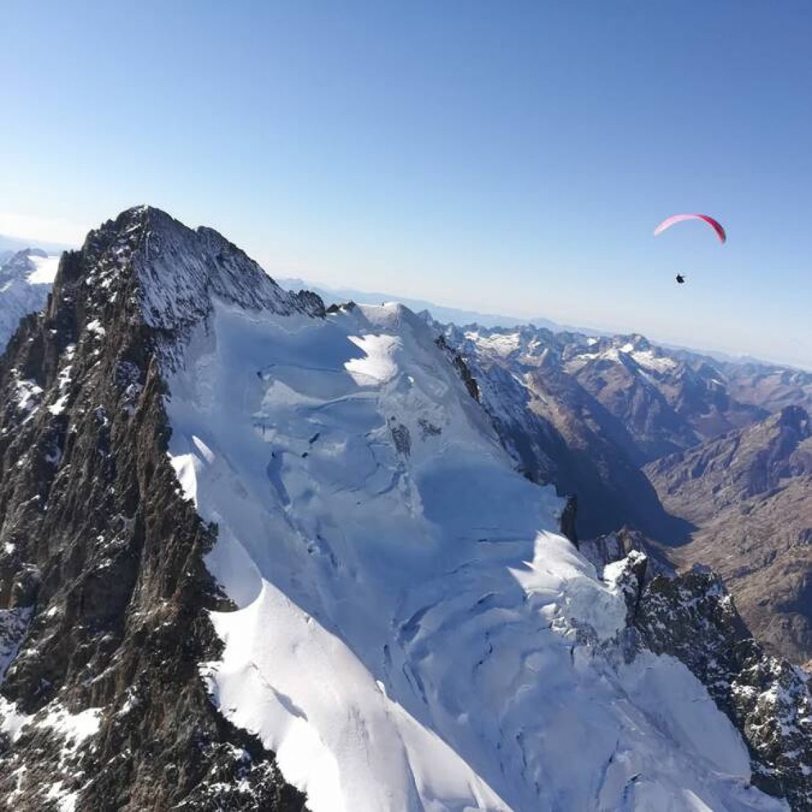 Site parapente station de Pelvoux (Vallouise – Hautes-Alpes)